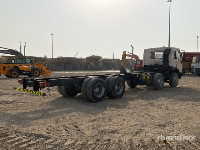 2014 FAW CA1313P 8x4 Twin-Steer Cab and Chassis - Kamion-šasija: slika 2014 FAW CA1313P 8x4 Twin-Steer Cab and Chassis - Kamion-šasija 2014 FAW CA1313P 8x4 Twin-Steer Cab and Chassis - Kamion-šasija: slika 2014 FAW CA1313P 8x4 Twin-Steer Cab and Chassis - Kamion-šasija