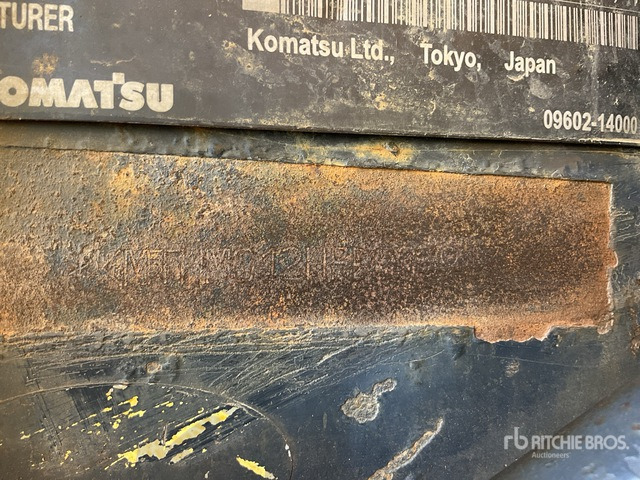 2015 Komatsu HM400-3 Articulated Dump Truck - Zglobni istovarivač: slika 2015 Komatsu HM400-3 Articulated Dump Truck - Zglobni istovarivač 2015 Komatsu HM400-3 Articulated Dump Truck - Zglobni istovarivač: slika 2015 Komatsu HM400-3 Articulated Dump Truck - Zglobni istovarivač