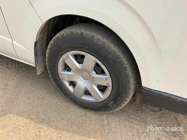 2018 Toyota Hiace 4x2 15-Seat Mini Bus - Minibus, Putnički kombi: slika 2018 Toyota Hiace 4x2 15-Seat Mini Bus - Minibus, Putnički kombi 2018 Toyota Hiace 4x2 15-Seat Mini Bus - Minibus, Putnički kombi: slika 2018 Toyota Hiace 4x2 15-Seat Mini Bus - Minibus, Putnički kombi