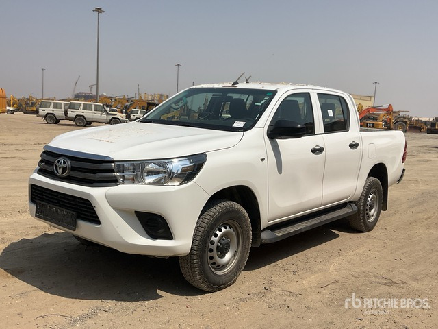 2018 Toyota Hilux 4x4 Crew Cab Pickup - Pick-up: slika 2018 Toyota Hilux 4x4 Crew Cab Pickup - Pick-up 2018 Toyota Hilux 4x4 Crew Cab Pickup - Pick-up: slika 2018 Toyota Hilux 4x4 Crew Cab Pickup - Pick-up