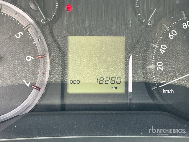 2018 Toyota Prado 150L 4x4 SUV - SUV: slika 2018 Toyota Prado 150L 4x4 SUV - SUV 2018 Toyota Prado 150L 4x4 SUV - SUV: slika 2018 Toyota Prado 150L 4x4 SUV - SUV