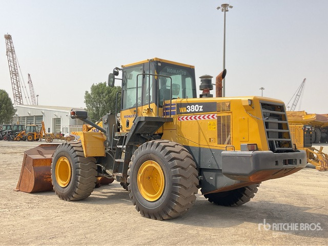 2019 Komatsu WA380Z-6 - Utovarivač na kotačima: slika 2019 Komatsu WA380Z-6 - Utovarivač na kotačima 2019 Komatsu WA380Z-6 - Utovarivač na kotačima: slika 2019 Komatsu WA380Z-6 - Utovarivač na kotačima