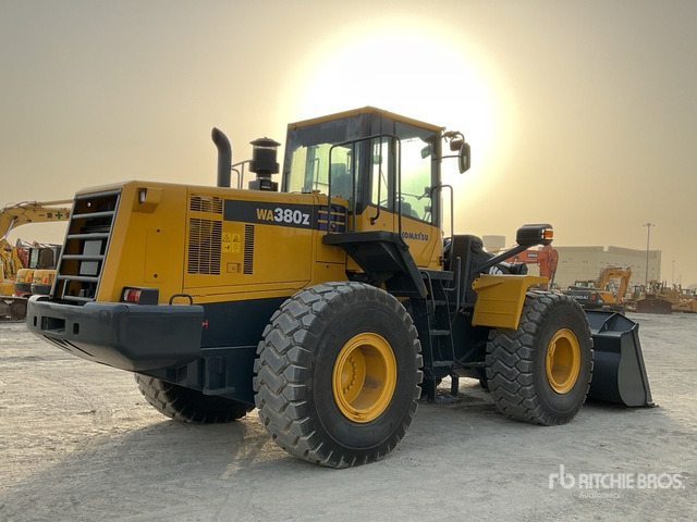 2019 Komatsu WA380Z-6 - Utovarivač na kotačima: slika 2019 Komatsu WA380Z-6 - Utovarivač na kotačima 2019 Komatsu WA380Z-6 - Utovarivač na kotačima: slika 2019 Komatsu WA380Z-6 - Utovarivač na kotačima