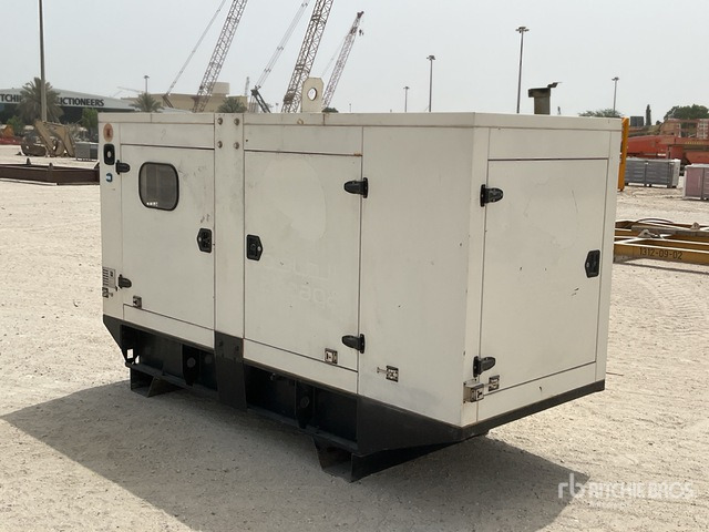 2021 Cat DE110E2 113 kVA Skid-Mounted Generator Set - Generatorski set: slika 2021 Cat DE110E2 113 kVA Skid-Mounted Generator Set - Generatorski set 2021 Cat DE110E2 113 kVA Skid-Mounted Generator Set - Generatorski set: slika 2021 Cat DE110E2 113 kVA Skid-Mounted Generator Set - Generatorski set
