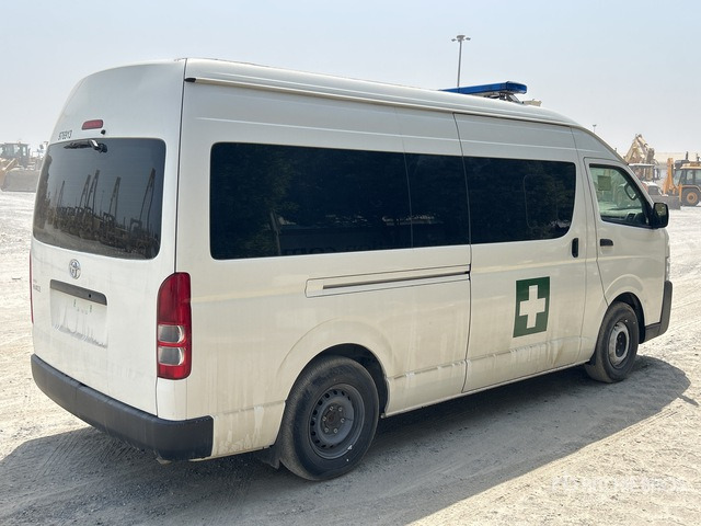 2022 Toyota Hiace High Roof 4x2 Ambulance - Vozilo hitne pomoći: slika 2022 Toyota Hiace High Roof 4x2 Ambulance - Vozilo hitne pomoći 2022 Toyota Hiace High Roof 4x2 Ambulance - Vozilo hitne pomoći: slika 2022 Toyota Hiace High Roof 4x2 Ambulance - Vozilo hitne pomoći