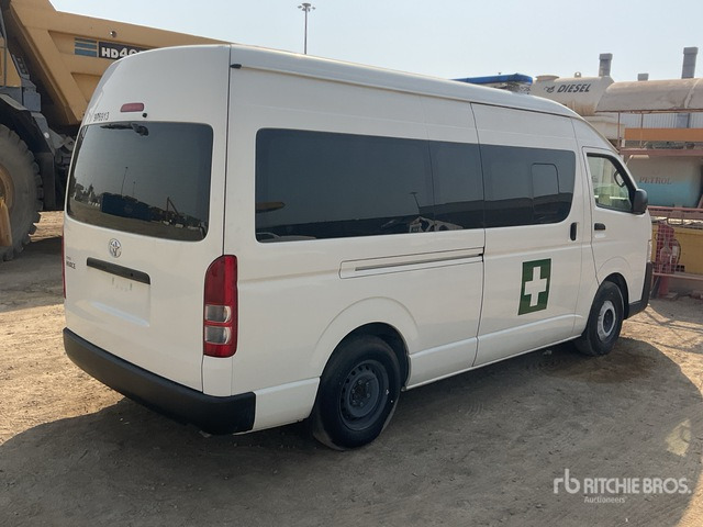 2022 Toyota Hiace High Roof 4x2 Ambulance - Vozilo hitne pomoći: slika 2022 Toyota Hiace High Roof 4x2 Ambulance - Vozilo hitne pomoći 2022 Toyota Hiace High Roof 4x2 Ambulance - Vozilo hitne pomoći: slika 2022 Toyota Hiace High Roof 4x2 Ambulance - Vozilo hitne pomoći