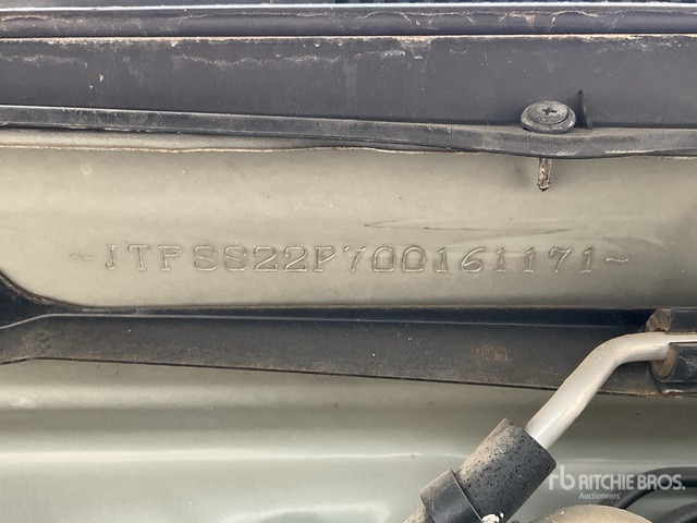 2016 Toyota Hiace 4x2 11-Seat Mini Bus - Autobus: slika 2016 Toyota Hiace 4x2 11-Seat Mini Bus - Autobus 2016 Toyota Hiace 4x2 11-Seat Mini Bus - Autobus: slika 2016 Toyota Hiace 4x2 11-Seat Mini Bus - Autobus