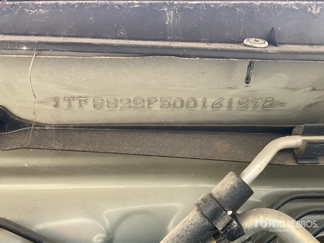 2016 Toyota Hiace 4x2 15-Seat Mini Bus - Autobus: slika 2016 Toyota Hiace 4x2 15-Seat Mini Bus - Autobus 2016 Toyota Hiace 4x2 15-Seat Mini Bus - Autobus: slika 2016 Toyota Hiace 4x2 15-Seat Mini Bus - Autobus