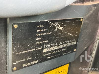 KOMATSU D155A-6 - Buldožer: slika KOMATSU D155A-6 - Buldožer KOMATSU D155A-6 - Buldožer: slika KOMATSU D155A-6 - Buldožer