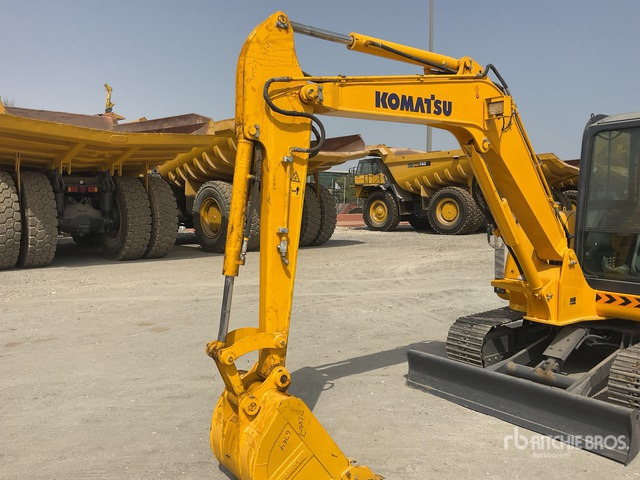 Komatsu PC56-7 Mini Excavator: <6.6t - Mini bager: slika Komatsu PC56-7 Mini Excavator: <6.6t - Mini bager Komatsu PC56-7 Mini Excavator: <6.6t - Mini bager: slika Komatsu PC56-7 Mini Excavator: <6.6t - Mini bager