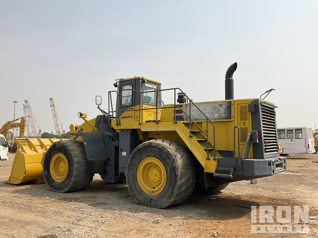Komatsu WA600-6 - Utovarivač na kotačima: slika Komatsu WA600-6 - Utovarivač na kotačima Komatsu WA600-6 - Utovarivač na kotačima: slika Komatsu WA600-6 - Utovarivač na kotačima