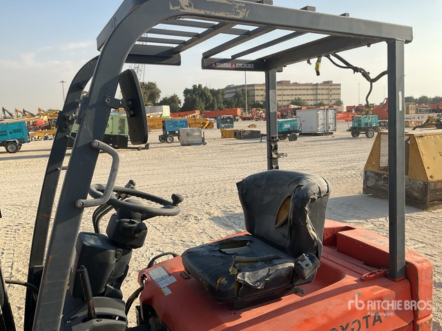 Toyota 7FBEU20 Electric Forklift - Električni viličar: slika Toyota 7FBEU20 Electric Forklift - Električni viličar Toyota 7FBEU20 Electric Forklift - Električni viličar: slika Toyota 7FBEU20 Electric Forklift - Električni viličar