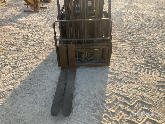 Toyota 7FBEU20 Electric Forklift - Električni viličar: slika Toyota 7FBEU20 Electric Forklift - Električni viličar Toyota 7FBEU20 Electric Forklift - Električni viličar: slika Toyota 7FBEU20 Electric Forklift - Električni viličar