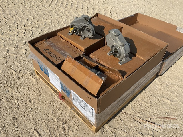 Valley Gearbox - Mjenjač za Građevinski strojevi: slika Valley Gearbox - Mjenjač za Građevinski strojevi Valley Gearbox - Mjenjač za Građevinski strojevi: slika Valley Gearbox - Mjenjač za Građevinski strojevi