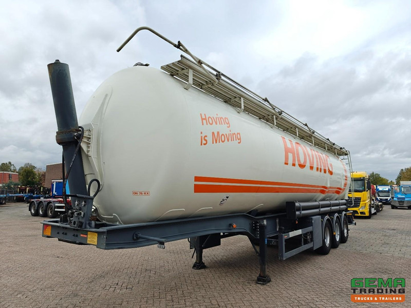 Benalu T39NLNEP 3-Assen SMB - Silo 60.000L - Trommelremmen - SlangenKokers - Poluprikolica cisterna: slika Benalu T39NLNEP 3-Assen SMB - Silo 60.000L - Trommelremmen - SlangenKokers - Poluprikolica cisterna Benalu T39NLNEP 3-Assen SMB - Silo 60.000L - Trommelremmen - SlangenKokers - Poluprikolica cisterna: slika Benalu T39NLNEP 3-Assen SMB - Silo 60.000L - Trommelremmen - SlangenKokers - Poluprikolica cisterna