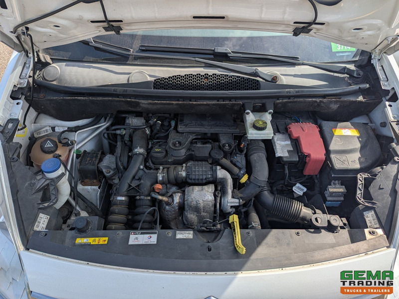 Mali kombi Citroën Berlingo  1.6 HDI Euro5L - Airco - Handgeschakeld: slika Mali kombi Citroën Berlingo  1.6 HDI Euro5L - Airco - Handgeschakeld