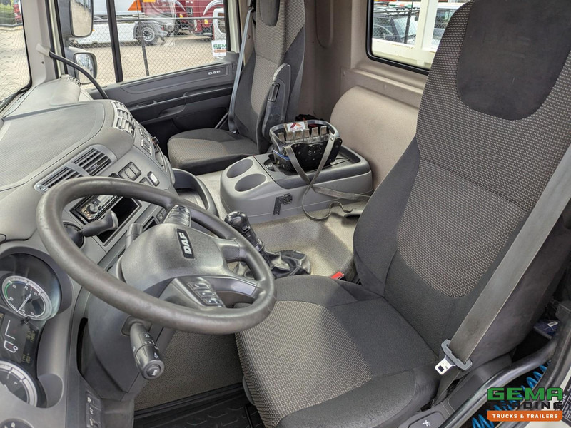 DAF CF 330 FAT 6x4 Dagcab Euro6A - Open laadbak 6.4m + PM 15522 - RadioGrafisch - Handgeschakeld - 08/2025APK - Kamion s otvorenim sandukom, Kamion s kranom: slika DAF CF 330 FAT 6x4 Dagcab Euro6A - Open laadbak 6.4m + PM 15522 - RadioGrafisch - Handgeschakeld - 08/2025APK - Kamion s otvorenim sandukom, Kamion s kranom DAF CF 330 FAT 6x4 Dagcab Euro6A - Open laadbak 6.4m + PM 15522 - RadioGrafisch - Handgeschakeld - 08/2025APK - Kamion s otvorenim sandukom, Kamion s kranom: slika DAF CF 330 FAT 6x4 Dagcab Euro6A - Open laadbak 6.4m + PM 15522 - RadioGrafisch - Handgeschakeld - 08/2025APK - Kamion s otvorenim sandukom, Kamion s kranom