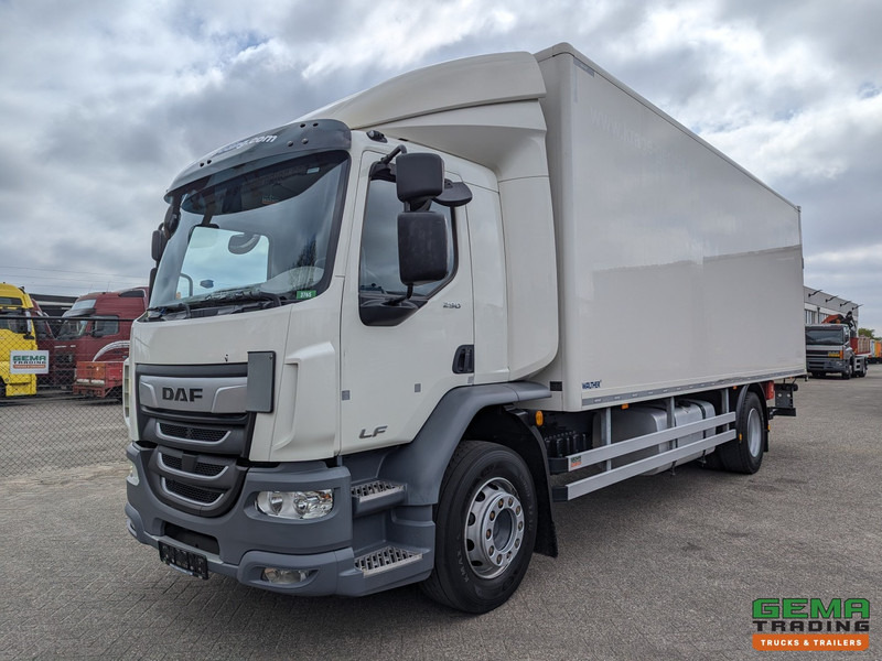 DAF FA LF290 4x2 Dagcab Euro6E - 19T - 6CIL - Geslotenbak 7.27m + Laadklep 1500kg - 140.000km - 09/2025 APK - Kamion sandučar: slika DAF FA LF290 4x2 Dagcab Euro6E - 19T - 6CIL - Geslotenbak 7.27m + Laadklep 1500kg - 140.000km - 09/2025 APK - Kamion sandučar DAF FA LF290 4x2 Dagcab Euro6E - 19T - 6CIL - Geslotenbak 7.27m + Laadklep 1500kg - 140.000km - 09/2025 APK - Kamion sandučar: slika DAF FA LF290 4x2 Dagcab Euro6E - 19T - 6CIL - Geslotenbak 7.27m + Laadklep 1500kg - 140.000km - 09/2025 APK - Kamion sandučar