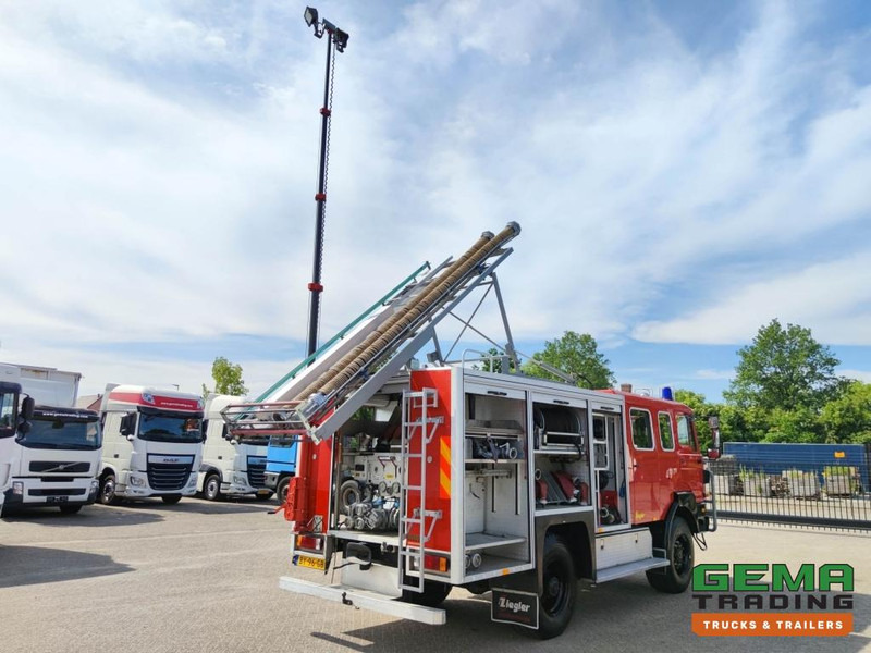 DAF FAV 1800 DHTD 360 4x4 Dubbel Cab (10 pers) Ziegler TS10 LD2800 HD265 T2000 - TopCondition! (V484) - Vatrogasno vozilo: slika DAF FAV 1800 DHTD 360 4x4 Dubbel Cab (10 pers) Ziegler TS10 LD2800 HD265 T2000 - TopCondition! (V484) - Vatrogasno vozilo DAF FAV 1800 DHTD 360 4x4 Dubbel Cab (10 pers) Ziegler TS10 LD2800 HD265 T2000 - TopCondition! (V484) - Vatrogasno vozilo: slika DAF FAV 1800 DHTD 360 4x4 Dubbel Cab (10 pers) Ziegler TS10 LD2800 HD265 T2000 - TopCondition! (V484) - Vatrogasno vozilo