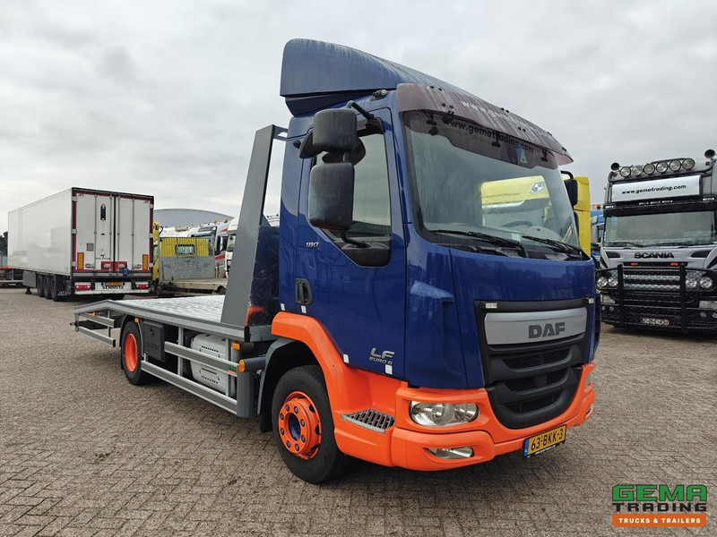DAF LF 180 FA 4x2 Dagcab Euro6C - Oprijwagen/Machine transporter 5.3m + Lier 5900kg - Trekhaak - 09/2026 APK - NieuweOPbouw! - Autotransporter: slika DAF LF 180 FA 4x2 Dagcab Euro6C - Oprijwagen/Machine transporter 5.3m + Lier 5900kg - Trekhaak - 09/2026 APK - NieuweOPbouw! - Autotransporter DAF LF 180 FA 4x2 Dagcab Euro6C - Oprijwagen/Machine transporter 5.3m + Lier 5900kg - Trekhaak - 09/2026 APK - NieuweOPbouw! - Autotransporter: slika DAF LF 180 FA 4x2 Dagcab Euro6C - Oprijwagen/Machine transporter 5.3m + Lier 5900kg - Trekhaak - 09/2026 APK - NieuweOPbouw! - Autotransporter
