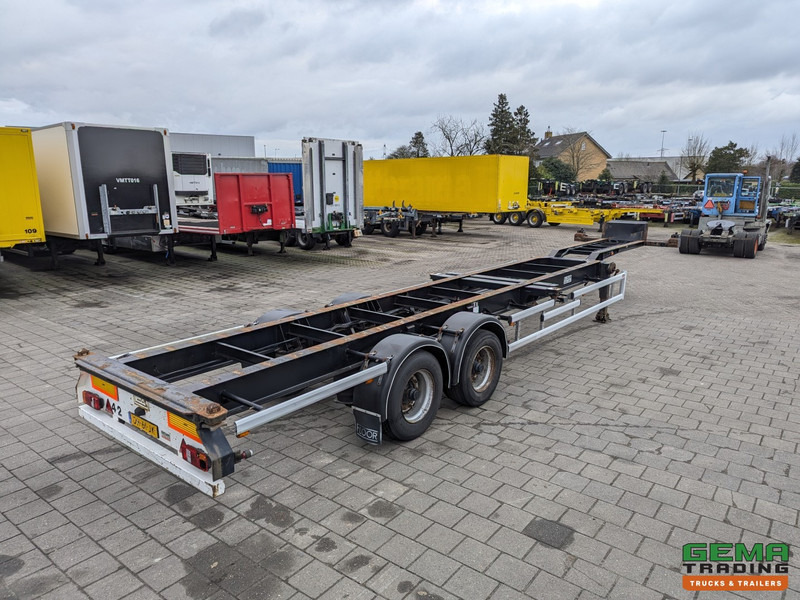 Floor FLCO 12-18 2-Assen BPW - Trommelremmen - 2x 20FT en 40FT Aansluiting - 4140KG - Transporter kontejnera/ Poluprikolica s izmjenjivim sanducima: slika Floor FLCO 12-18 2-Assen BPW - Trommelremmen - 2x 20FT en 40FT Aansluiting - 4140KG - Transporter kontejnera/ Poluprikolica s izmjenjivim sanducima Floor FLCO 12-18 2-Assen BPW - Trommelremmen - 2x 20FT en 40FT Aansluiting - 4140KG - Transporter kontejnera/ Poluprikolica s izmjenjivim sanducima: slika Floor FLCO 12-18 2-Assen BPW - Trommelremmen - 2x 20FT en 40FT Aansluiting - 4140KG - Transporter kontejnera/ Poluprikolica s izmjenjivim sanducima
