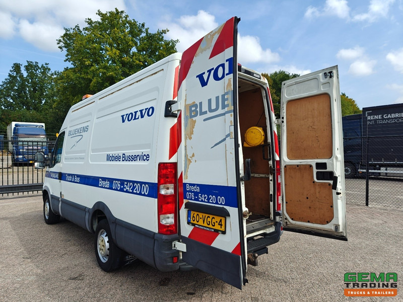 Iveco 35S18V Euro4 - Automaat - L3H2 - Servicewagen - - Furgon: slika Iveco 35S18V Euro4 - Automaat - L3H2 - Servicewagen - - Furgon Iveco 35S18V Euro4 - Automaat - L3H2 - Servicewagen - - Furgon: slika Iveco 35S18V Euro4 - Automaat - L3H2 - Servicewagen - - Furgon