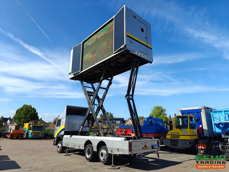 MAN 26.362 FNL/LL 6x2/4 Slaapcab Euro0 - LEDscherm Schaarlift ReclameAuto - Luchtgeveerd - Hydr. steunpoten - Kamion: slika MAN 26.362 FNL/LL 6x2/4 Slaapcab Euro0 - LEDscherm Schaarlift ReclameAuto - Luchtgeveerd - Hydr. steunpoten - Kamion MAN 26.362 FNL/LL 6x2/4 Slaapcab Euro0 - LEDscherm Schaarlift ReclameAuto - Luchtgeveerd - Hydr. steunpoten - Kamion: slika MAN 26.362 FNL/LL 6x2/4 Slaapcab Euro0 - LEDscherm Schaarlift ReclameAuto - Luchtgeveerd - Hydr. steunpoten - Kamion