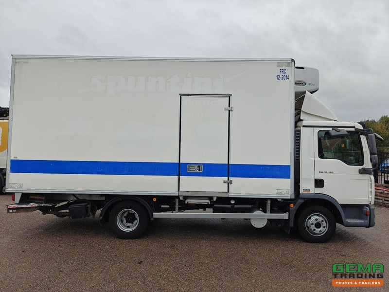 Zakup MAN TGL 12.180 4x2 Dagcabine Euro4 - Koel-Vriesbak 5.5m - Carrier Supra 850Mt - Laadklep 1500KG - 02/2026 APK MAN TGL 12.180 4x2 Dagcabine Euro4 - Koel-Vriesbak 5.5m - Carrier Supra 850Mt - Laadklep 1500KG - 02/2026 APK: slika Zakup MAN TGL 12.180 4x2 Dagcabine Euro4 - Koel-Vriesbak 5.5m - Carrier Supra 850Mt - Laadklep 1500KG - 02/2026 APK MAN TGL 12.180 4x2 Dagcabine Euro4 - Koel-Vriesbak 5.5m - Carrier Supra 850Mt - Laadklep 1500KG - 02/2026 APK Zakup MAN TGL 12.180 4x2 Dagcabine Euro4 - Koel-Vriesbak 5.5m - Carrier Supra 850Mt - Laadklep 1500KG - 02/2026 APK MAN TGL 12.180 4x2 Dagcabine Euro4 - Koel-Vriesbak 5.5m - Carrier Supra 850Mt - Laadklep 1500KG - 02/2026 APK: slika Zakup MAN TGL 12.180 4x2 Dagcabine Euro4 - Koel-Vriesbak 5.5m - Carrier Supra 850Mt - Laadklep 1500KG - 02/2026 APK MAN TGL 12.180 4x2 Dagcabine Euro4 - Koel-Vriesbak 5.5m - Carrier Supra 850Mt - Laadklep 1500KG - 02/2026 APK