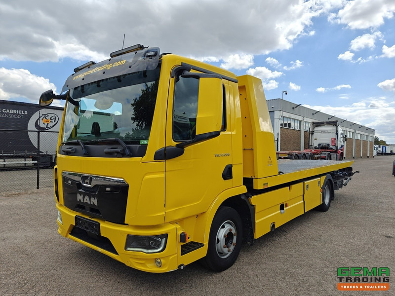 MAN TGL 12.220 4x2 Daycab Euro6 - Falkom FAS5000 + FAL2000 + Dubbele Lier 3600KG - Afstandsbediening - SMARTTachoV2 - Kamion za vuču: slika MAN TGL 12.220 4x2 Daycab Euro6 - Falkom FAS5000 + FAL2000 + Dubbele Lier 3600KG - Afstandsbediening - SMARTTachoV2 - Kamion za vuču MAN TGL 12.220 4x2 Daycab Euro6 - Falkom FAS5000 + FAL2000 + Dubbele Lier 3600KG - Afstandsbediening - SMARTTachoV2 - Kamion za vuču: slika MAN TGL 12.220 4x2 Daycab Euro6 - Falkom FAS5000 + FAL2000 + Dubbele Lier 3600KG - Afstandsbediening - SMARTTachoV2 - Kamion za vuču
