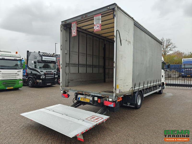 MAN TGL 12.250 4x2 Slaapcab Euro6B - StandAirco - Schuifzeilenbak 6.19m + Laadklep 1500KG - SMARTTacho V2 - 01/2026 APK - Kamion s ceradom: slika MAN TGL 12.250 4x2 Slaapcab Euro6B - StandAirco - Schuifzeilenbak 6.19m + Laadklep 1500KG - SMARTTacho V2 - 01/2026 APK - Kamion s ceradom MAN TGL 12.250 4x2 Slaapcab Euro6B - StandAirco - Schuifzeilenbak 6.19m + Laadklep 1500KG - SMARTTacho V2 - 01/2026 APK - Kamion s ceradom: slika MAN TGL 12.250 4x2 Slaapcab Euro6B - StandAirco - Schuifzeilenbak 6.19m + Laadklep 1500KG - SMARTTacho V2 - 01/2026 APK - Kamion s ceradom