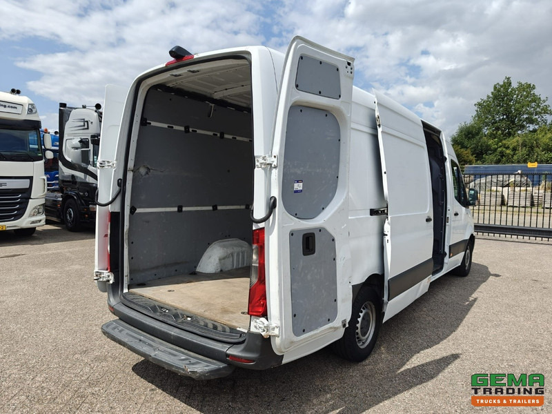 Mercedes-Benz Sprinter 311 CDI L3H2 - Euro6ZF - Automaat - Navigatie - Camera - 06/2026 APK - Mali kombi: slika Mercedes-Benz Sprinter 311 CDI L3H2 - Euro6ZF - Automaat - Navigatie - Camera - 06/2026 APK - Mali kombi Mercedes-Benz Sprinter 311 CDI L3H2 - Euro6ZF - Automaat - Navigatie - Camera - 06/2026 APK - Mali kombi: slika Mercedes-Benz Sprinter 311 CDI L3H2 - Euro6ZF - Automaat - Navigatie - Camera - 06/2026 APK - Mali kombi