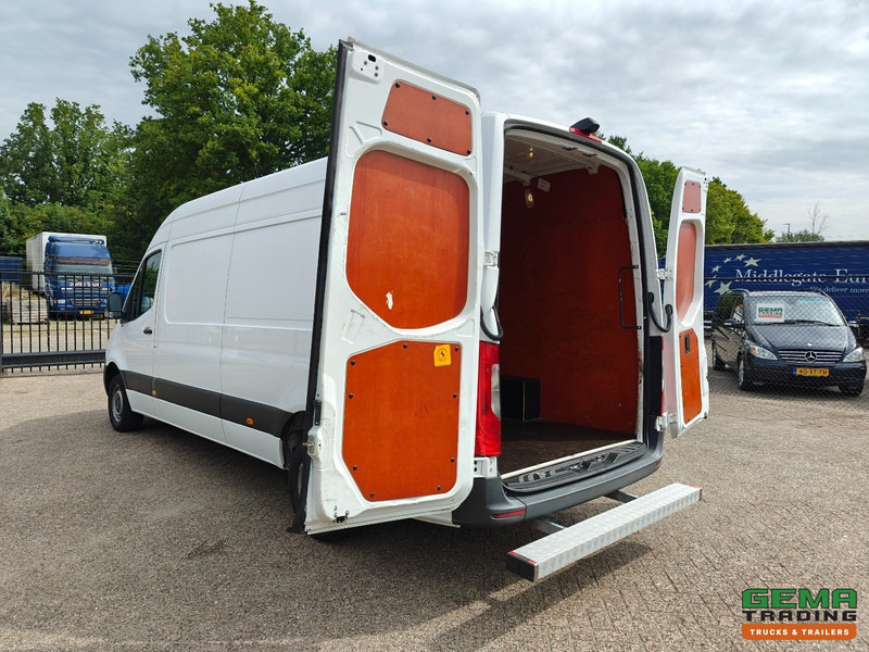 Mercedes-Benz Sprinter 314 CDI L3H2 - Euro6D - Automaat - Navigatie - Camera - 06/2026APK - Furgon: slika Mercedes-Benz Sprinter 314 CDI L3H2 - Euro6D - Automaat - Navigatie - Camera - 06/2026APK - Furgon Mercedes-Benz Sprinter 314 CDI L3H2 - Euro6D - Automaat - Navigatie - Camera - 06/2026APK - Furgon: slika Mercedes-Benz Sprinter 314 CDI L3H2 - Euro6D - Automaat - Navigatie - Camera - 06/2026APK - Furgon
