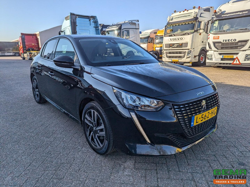 Peugeot 208 1.2 PureTech Active Pack - 67000km - Handgeschakeld - Navi - LMV - Carplay - 05/2026APK - Hatchback: slika Peugeot 208 1.2 PureTech Active Pack - 67000km - Handgeschakeld - Navi - LMV - Carplay - 05/2026APK - Hatchback Peugeot 208 1.2 PureTech Active Pack - 67000km - Handgeschakeld - Navi - LMV - Carplay - 05/2026APK - Hatchback: slika Peugeot 208 1.2 PureTech Active Pack - 67000km - Handgeschakeld - Navi - LMV - Carplay - 05/2026APK - Hatchback