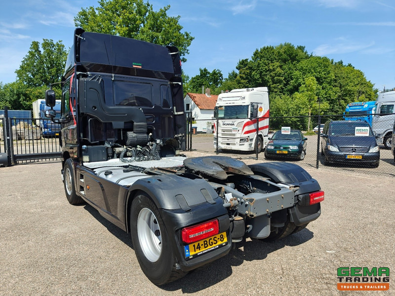 DAF CF 440 FT 4x2 Spacecab Euro6A - SchuifSchotel - Nato - Tegljač: slika DAF CF 440 FT 4x2 Spacecab Euro6A - SchuifSchotel - Nato - Tegljač DAF CF 440 FT 4x2 Spacecab Euro6A - SchuifSchotel - Nato - Tegljač: slika DAF CF 440 FT 4x2 Spacecab Euro6A - SchuifSchotel - Nato - Tegljač