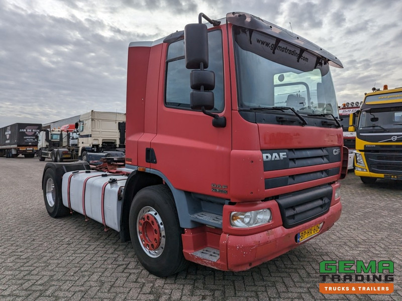 DAF CF75.360 4x2 Daycab Euro3 PTO Prep - Double Tanks - Alcoa's (T1328) - Tegljač: slika DAF CF75.360 4x2 Daycab Euro3 PTO Prep - Double Tanks - Alcoa's (T1328) - Tegljač DAF CF75.360 4x2 Daycab Euro3 PTO Prep - Double Tanks - Alcoa's (T1328) - Tegljač: slika DAF CF75.360 4x2 Daycab Euro3 PTO Prep - Double Tanks - Alcoa's (T1328) - Tegljač