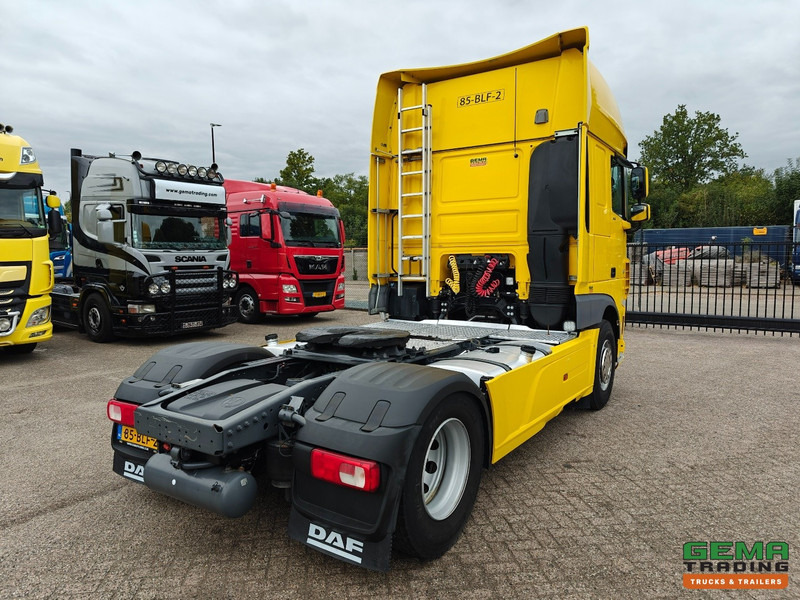 DAF XF 450 FT 4x2 Superspacecab Euro6C - Retarder - Dubbele Tanks - Standairco - SMARTTacho V2 - 05/2026 APK - Tegljač: slika DAF XF 450 FT 4x2 Superspacecab Euro6C - Retarder - Dubbele Tanks - Standairco - SMARTTacho V2 - 05/2026 APK - Tegljač DAF XF 450 FT 4x2 Superspacecab Euro6C - Retarder - Dubbele Tanks - Standairco - SMARTTacho V2 - 05/2026 APK - Tegljač: slika DAF XF 450 FT 4x2 Superspacecab Euro6C - Retarder - Dubbele Tanks - Standairco - SMARTTacho V2 - 05/2026 APK - Tegljač
