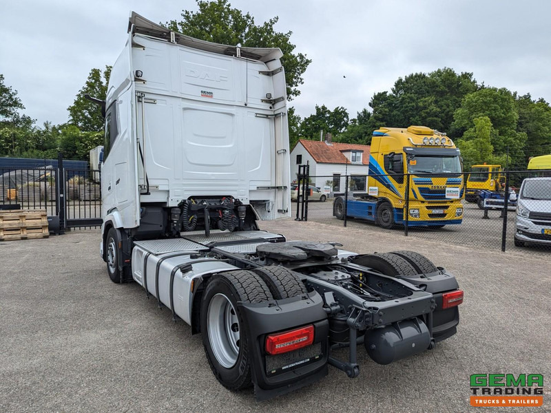DAF XG+ 4x2 Euro6E - MEGA/Lowdeck - Retarder - Dubbele tanks - MirrorCam - 3 DVS StarRating - Tegljač: slika DAF XG+ 4x2 Euro6E - MEGA/Lowdeck - Retarder - Dubbele tanks - MirrorCam - 3 DVS StarRating - Tegljač DAF XG+ 4x2 Euro6E - MEGA/Lowdeck - Retarder - Dubbele tanks - MirrorCam - 3 DVS StarRating - Tegljač: slika DAF XG+ 4x2 Euro6E - MEGA/Lowdeck - Retarder - Dubbele tanks - MirrorCam - 3 DVS StarRating - Tegljač