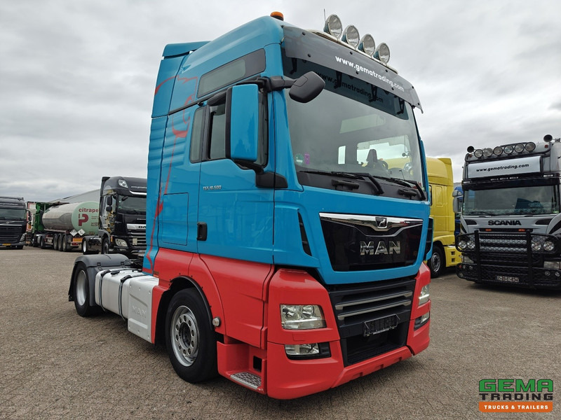 MAN TGX 18.500 4x2 XXL Euro6 - MEGA - Retarder - Dubbele Tanks - Standairco - KoffieMachine - Tegljač: slika MAN TGX 18.500 4x2 XXL Euro6 - MEGA - Retarder - Dubbele Tanks - Standairco - KoffieMachine - Tegljač MAN TGX 18.500 4x2 XXL Euro6 - MEGA - Retarder - Dubbele Tanks - Standairco - KoffieMachine - Tegljač: slika MAN TGX 18.500 4x2 XXL Euro6 - MEGA - Retarder - Dubbele Tanks - Standairco - KoffieMachine - Tegljač