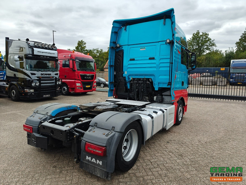 MAN TGX 18.500 4x2 XXL Euro6 - MEGA - Retarder - Dubbele Tanks - Standairco - KoffieMachine - Tegljač: slika MAN TGX 18.500 4x2 XXL Euro6 - MEGA - Retarder - Dubbele Tanks - Standairco - KoffieMachine - Tegljač MAN TGX 18.500 4x2 XXL Euro6 - MEGA - Retarder - Dubbele Tanks - Standairco - KoffieMachine - Tegljač: slika MAN TGX 18.500 4x2 XXL Euro6 - MEGA - Retarder - Dubbele Tanks - Standairco - KoffieMachine - Tegljač