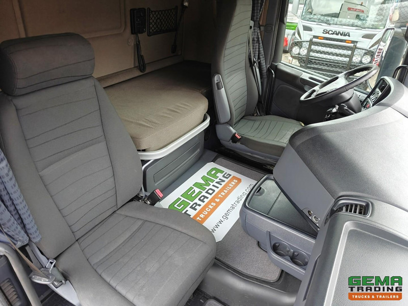 Tegljač Scania R450 4x2 Highline Euro6C - Retarder - Lambrecht Compressor - 574.000km - BelgiumTruck: slika Tegljač Scania R450 4x2 Highline Euro6C - Retarder - Lambrecht Compressor - 574.000km - BelgiumTruck