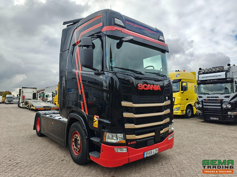 Scania S450 4x2 Highline Euro6D - Retarder - Dubbele Tanks - Standairco - SMARTTacho V2 - Tegljač: slika Scania S450 4x2 Highline Euro6D - Retarder - Dubbele Tanks - Standairco - SMARTTacho V2 - Tegljač Scania S450 4x2 Highline Euro6D - Retarder - Dubbele Tanks - Standairco - SMARTTacho V2 - Tegljač: slika Scania S450 4x2 Highline Euro6D - Retarder - Dubbele Tanks - Standairco - SMARTTacho V2 - Tegljač