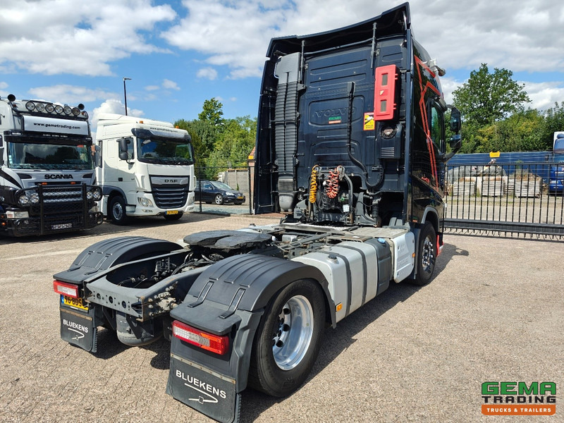 Volvo FH460 4x2 Globetrotter Euro6 - Dubbele Tanks - Standairco - SMARTTachoV2 - 04/2026 APK - Tegljač: slika Volvo FH460 4x2 Globetrotter Euro6 - Dubbele Tanks - Standairco - SMARTTachoV2 - 04/2026 APK - Tegljač Volvo FH460 4x2 Globetrotter Euro6 - Dubbele Tanks - Standairco - SMARTTachoV2 - 04/2026 APK - Tegljač: slika Volvo FH460 4x2 Globetrotter Euro6 - Dubbele Tanks - Standairco - SMARTTachoV2 - 04/2026 APK - Tegljač