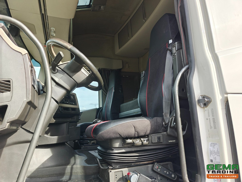 Volvo FH460 4x2 Globetrotter Euro6 - KiepHydrauliek - 374.000km! - 02/2026 APK - Tegljač: slika Volvo FH460 4x2 Globetrotter Euro6 - KiepHydrauliek - 374.000km! - 02/2026 APK - Tegljač Volvo FH460 4x2 Globetrotter Euro6 - KiepHydrauliek - 374.000km! - 02/2026 APK - Tegljač: slika Volvo FH460 4x2 Globetrotter Euro6 - KiepHydrauliek - 374.000km! - 02/2026 APK - Tegljač