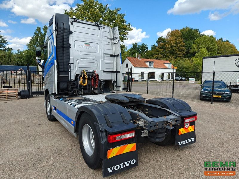 Volvo FH460 4x2 Globetrotter Euro6 - WF/Kiep Hydrauliek - Dubbele Tanks - Tegljač: slika Volvo FH460 4x2 Globetrotter Euro6 - WF/Kiep Hydrauliek - Dubbele Tanks - Tegljač Volvo FH460 4x2 Globetrotter Euro6 - WF/Kiep Hydrauliek - Dubbele Tanks - Tegljač: slika Volvo FH460 4x2 Globetrotter Euro6 - WF/Kiep Hydrauliek - Dubbele Tanks - Tegljač