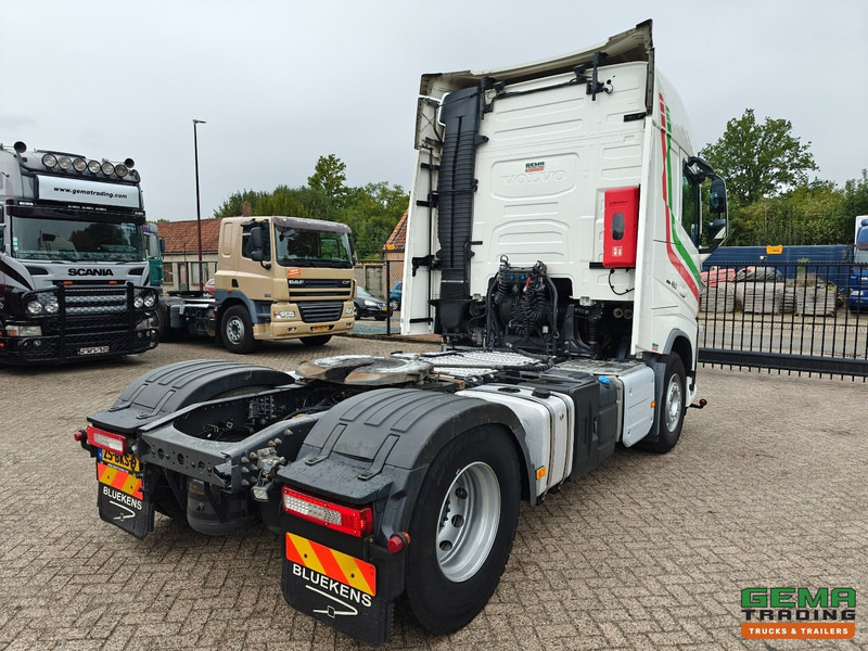 Volvo FH460 4x2 Globetrotter Euro6C - Hydrauliek - WeegSysteem - Navi - SMARTtachoV2 - 04/2026 APK - Tegljač: slika Volvo FH460 4x2 Globetrotter Euro6C - Hydrauliek - WeegSysteem - Navi - SMARTtachoV2 - 04/2026 APK - Tegljač Volvo FH460 4x2 Globetrotter Euro6C - Hydrauliek - WeegSysteem - Navi - SMARTtachoV2 - 04/2026 APK - Tegljač: slika Volvo FH460 4x2 Globetrotter Euro6C - Hydrauliek - WeegSysteem - Navi - SMARTtachoV2 - 04/2026 APK - Tegljač