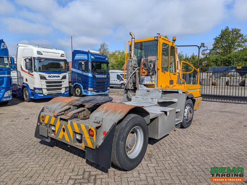Terberg YT222 Allison - Schotel 30T - Landbouw kenteken - Uren 26725 - Terminalni traktor: slika Terberg YT222 Allison - Schotel 30T - Landbouw kenteken - Uren 26725 - Terminalni traktor Terberg YT222 Allison - Schotel 30T - Landbouw kenteken - Uren 26725 - Terminalni traktor: slika Terberg YT222 Allison - Schotel 30T - Landbouw kenteken - Uren 26725 - Terminalni traktor