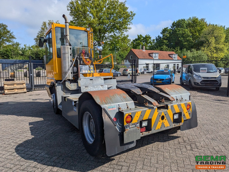 Terberg YT222 Allison - Schotel 30T - Landbouw kenteken - Uren 26725 - Terminalni traktor: slika Terberg YT222 Allison - Schotel 30T - Landbouw kenteken - Uren 26725 - Terminalni traktor Terberg YT222 Allison - Schotel 30T - Landbouw kenteken - Uren 26725 - Terminalni traktor: slika Terberg YT222 Allison - Schotel 30T - Landbouw kenteken - Uren 26725 - Terminalni traktor