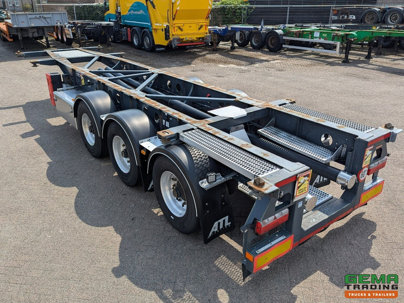 Van Hool A3C002 3-Assen BPW - 20 30FT TANK/SWAP - 3490KG - ContainerChassis - ADR - Schijfremmen - 01/2026 APK - Transporter kontejnera/ Poluprikolica s izmjenjivim sanducima: slika Van Hool A3C002 3-Assen BPW - 20 30FT TANK/SWAP - 3490KG - ContainerChassis - ADR - Schijfremmen - 01/2026 APK - Transporter kontejnera/ Poluprikolica s izmjenjivim sanducima Van Hool A3C002 3-Assen BPW - 20 30FT TANK/SWAP - 3490KG - ContainerChassis - ADR - Schijfremmen - 01/2026 APK - Transporter kontejnera/ Poluprikolica s izmjenjivim sanducima: slika Van Hool A3C002 3-Assen BPW - 20 30FT TANK/SWAP - 3490KG - ContainerChassis - ADR - Schijfremmen - 01/2026 APK - Transporter kontejnera/ Poluprikolica s izmjenjivim sanducima