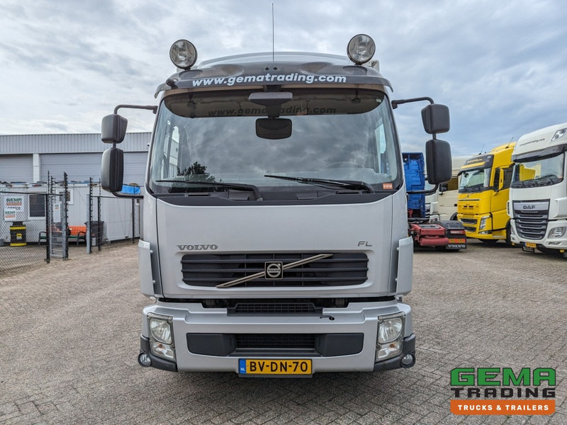 Kamion sandučar Volvo FL280 4x2 SleepCab 16T Euro5 6CIL - 5.60m GeslotenBak + Laadklep 2500KG - Standkachel - Zijdeur - Servicewagen (V758): slika Kamion sandučar Volvo FL280 4x2 SleepCab 16T Euro5 6CIL - 5.60m GeslotenBak + Laadklep 2500KG - Standkachel - Zijdeur - Servicewagen (V758)