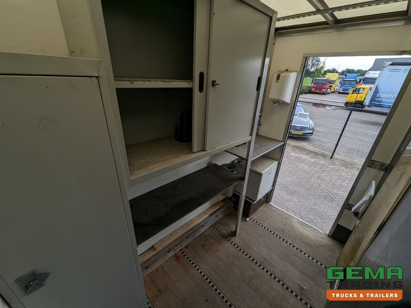 Kamion sandučar Volvo FL280 4x2 SleepCab 16T Euro5 6CIL - 5.60m GeslotenBak + Laadklep 2500KG - Standkachel - Zijdeur - Servicewagen (V758): slika Kamion sandučar Volvo FL280 4x2 SleepCab 16T Euro5 6CIL - 5.60m GeslotenBak + Laadklep 2500KG - Standkachel - Zijdeur - Servicewagen (V758)